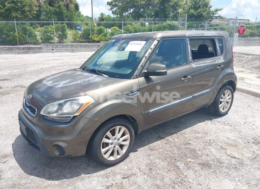 Photo 2 of 2012 Kia Soul + (VIN KNDJT2A64C7392051)