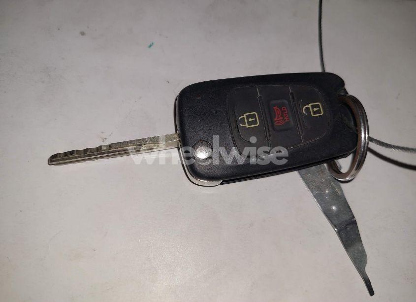 Photo 11 of 2012 Kia Soul + (VIN KNDJT2A64C7470859)