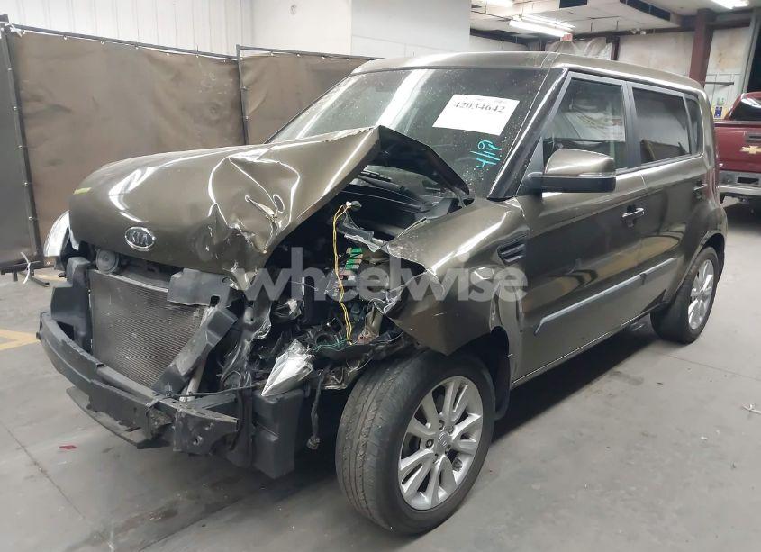 Photo 2 of 2012 Kia Soul + (VIN KNDJT2A64C7470859)