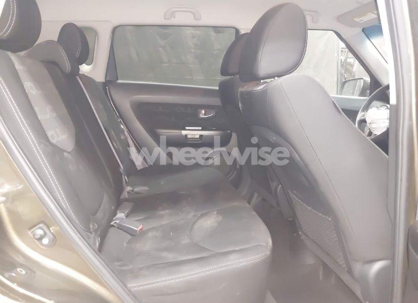 Photo 8 of 2012 Kia Soul + (VIN KNDJT2A64C7470859)