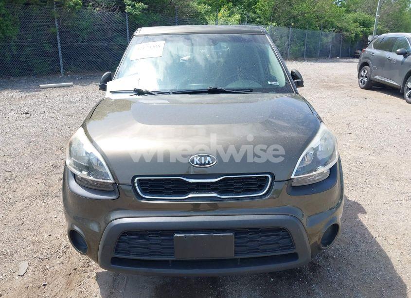Photo 13 of 2012 Kia Soul + (VIN KNDJT2A64C7472398)
