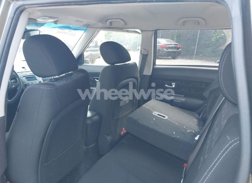 Photo 8 of 2012 Kia Soul + (VIN KNDJT2A64C7472398)