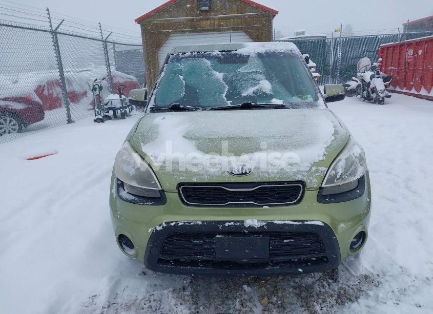 Photo 12 of 2013 Kia Soul + (VIN KNDJT2A64D7483886)