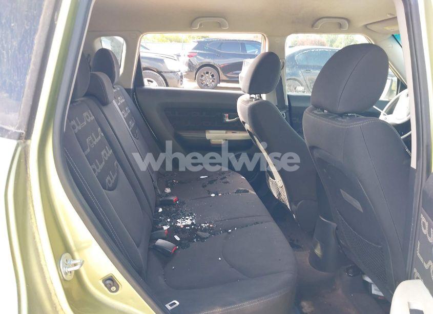 Photo 8 of 2012 Kia Soul + (VIN KNDJT2A65C7355400)