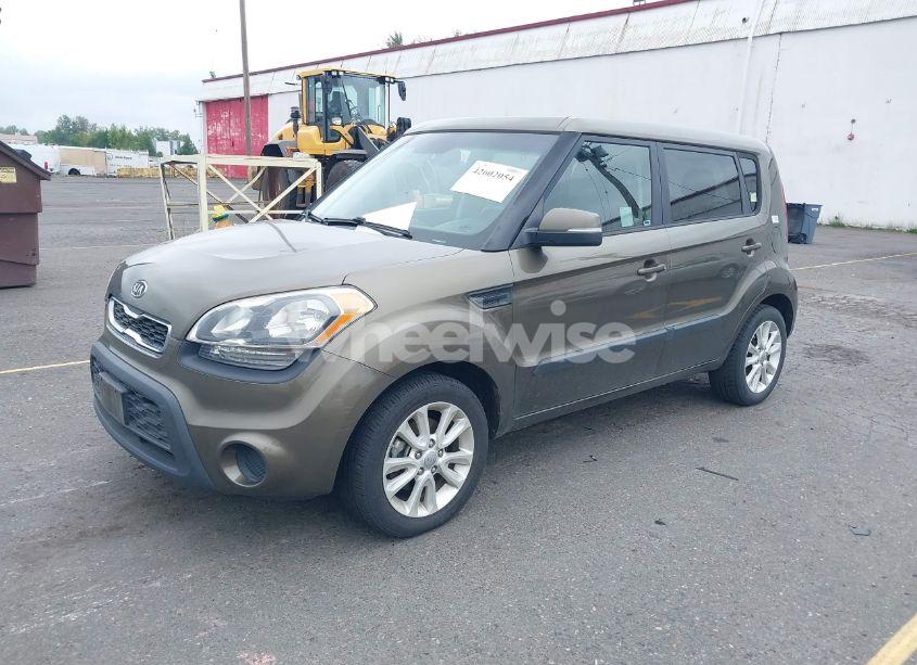 Photo 2 of 2012 Kia Soul + (VIN KNDJT2A65C7372441)
