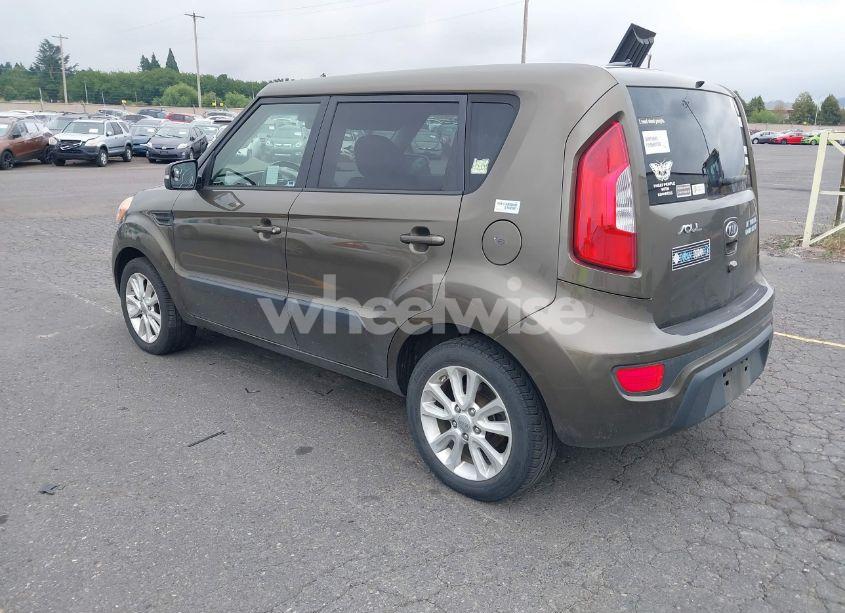 Photo 3 of 2012 Kia Soul + (VIN KNDJT2A65C7372441)