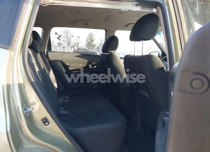 Photo 8 of 2012 Kia Soul + (VIN KNDJT2A65C7479652)