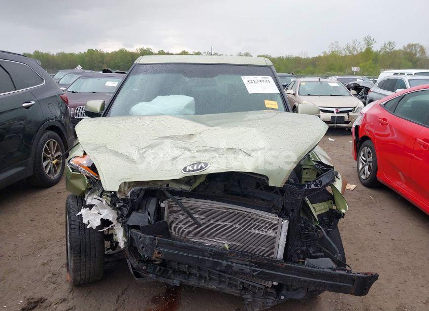 Photo 13 of 2013 Kia Soul + (VIN KNDJT2A65D7575671)