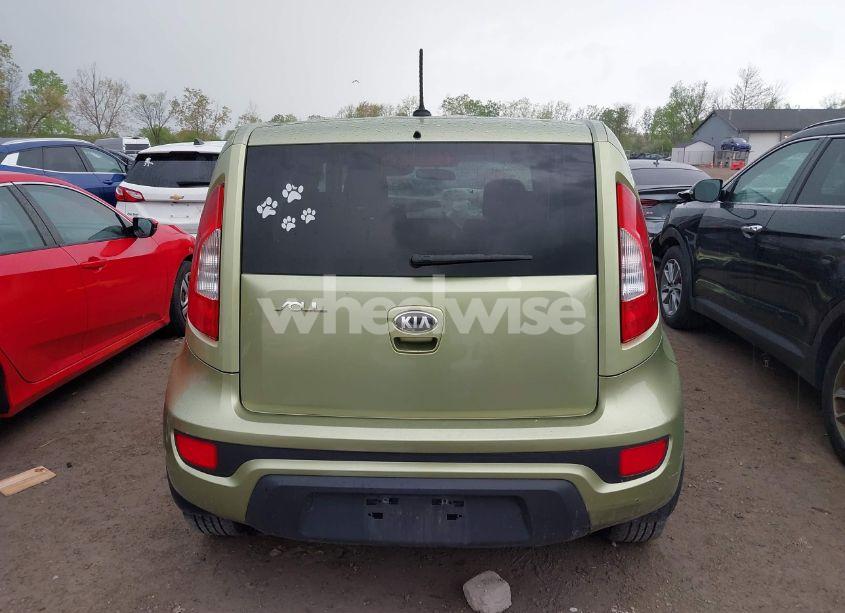 Photo 17 of 2013 Kia Soul + (VIN KNDJT2A65D7575671)