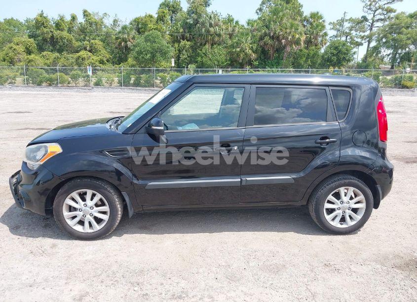Photo 14 of 2013 Kia Soul + (VIN KNDJT2A65D7609737)
