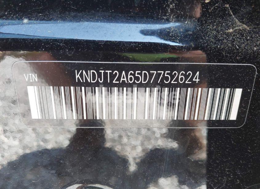 Photo 9 of 2013 Kia Soul + (VIN KNDJT2A65D7752624)