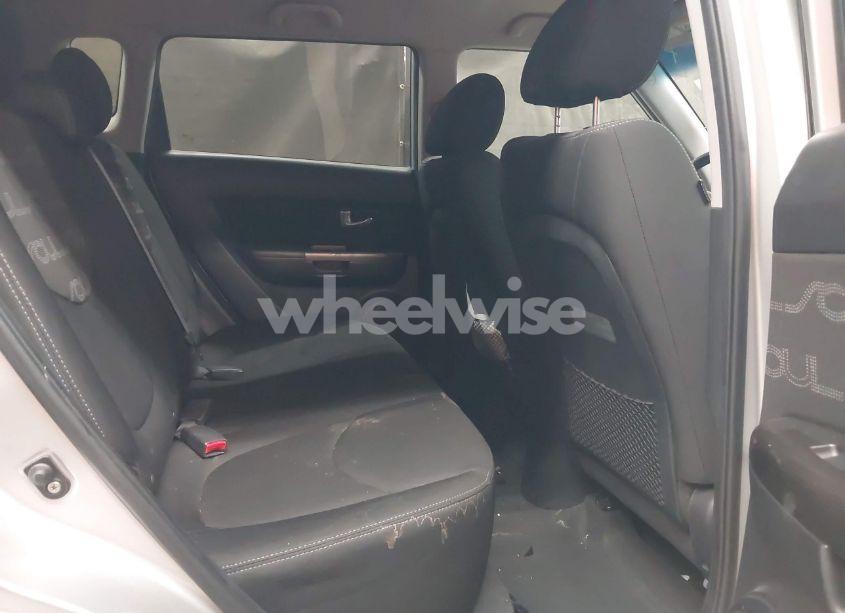 Photo 8 of 2012 Kia Soul + (VIN KNDJT2A66C7403146)