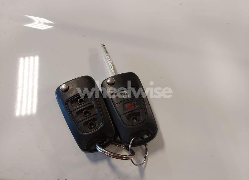 Photo 11 of 2012 Kia Soul + (VIN KNDJT2A66C7403227)