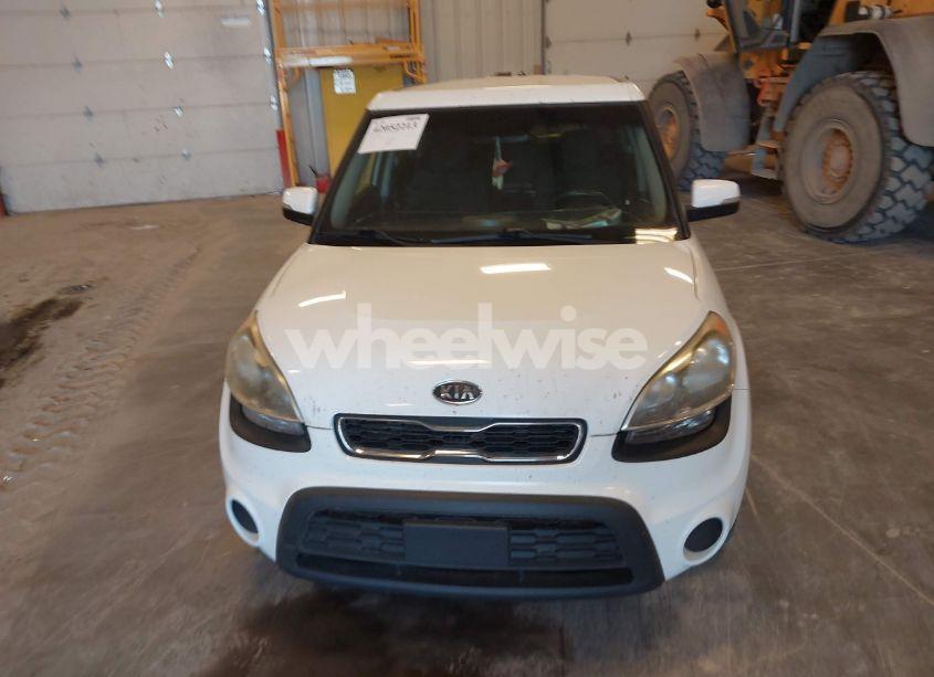 Photo 6 of 2012 Kia Soul + (VIN KNDJT2A66C7403227)