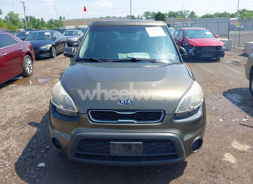 Photo 12 of 2012 Kia Soul + (VIN KNDJT2A66C7457045)
