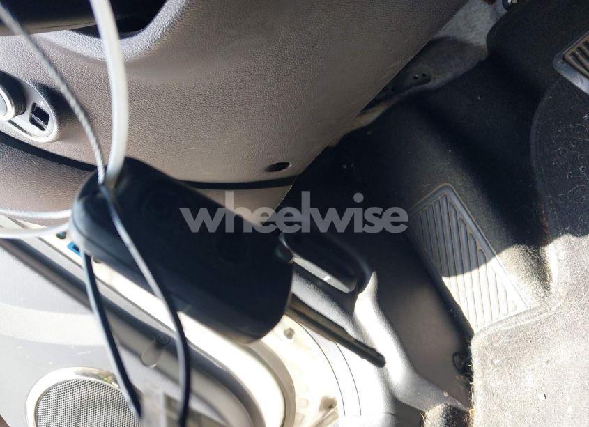 Photo 11 of 2013 Kia Soul + (VIN KNDJT2A66D7569846)