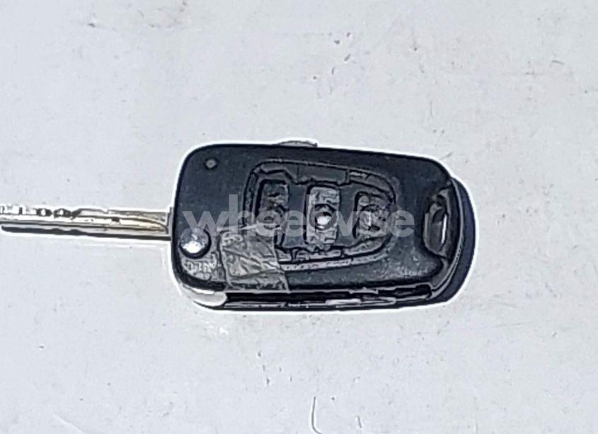 Photo 11 of 2013 Kia Soul + (VIN KNDJT2A66D7588199)