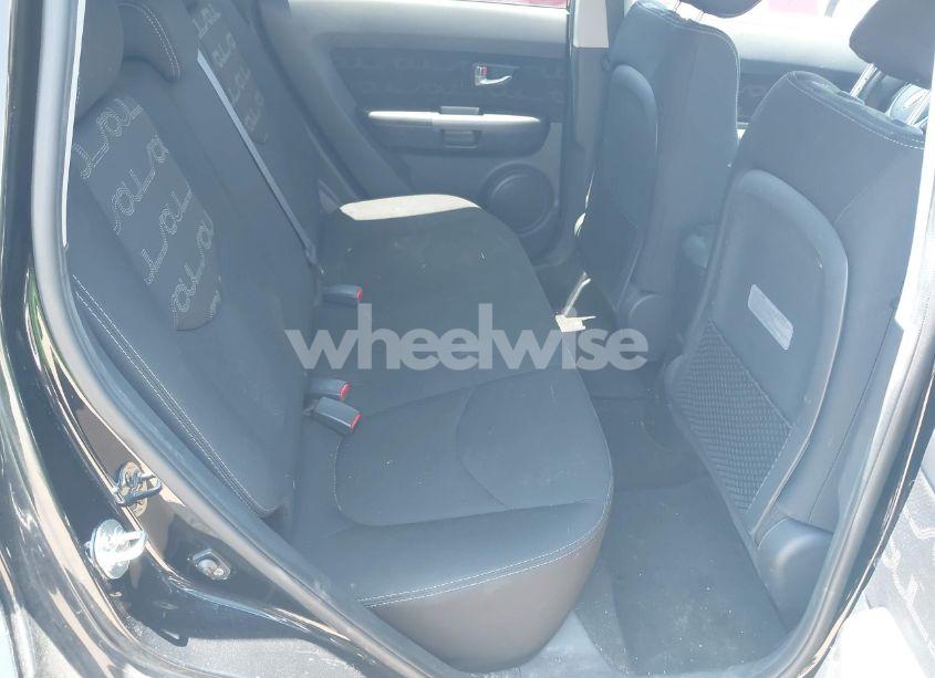 Photo 8 of 2013 Kia Soul + (VIN KNDJT2A66D7588199)
