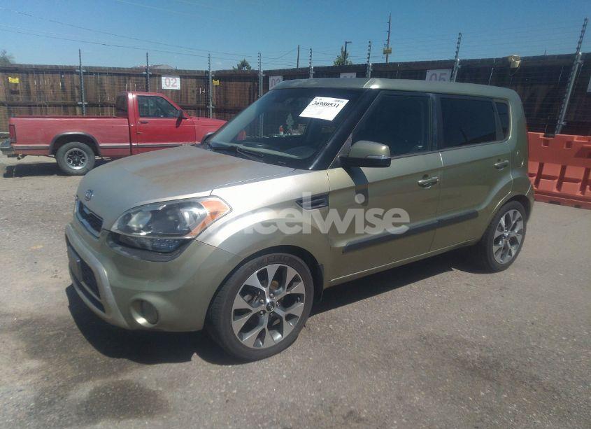 Photo 2 of 2012 Kia Soul ! (VIN KNDJT2A67C7371369)