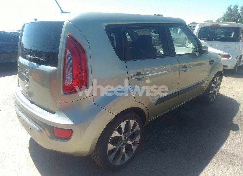 Photo 4 of 2012 Kia Soul ! (VIN KNDJT2A67C7371369)