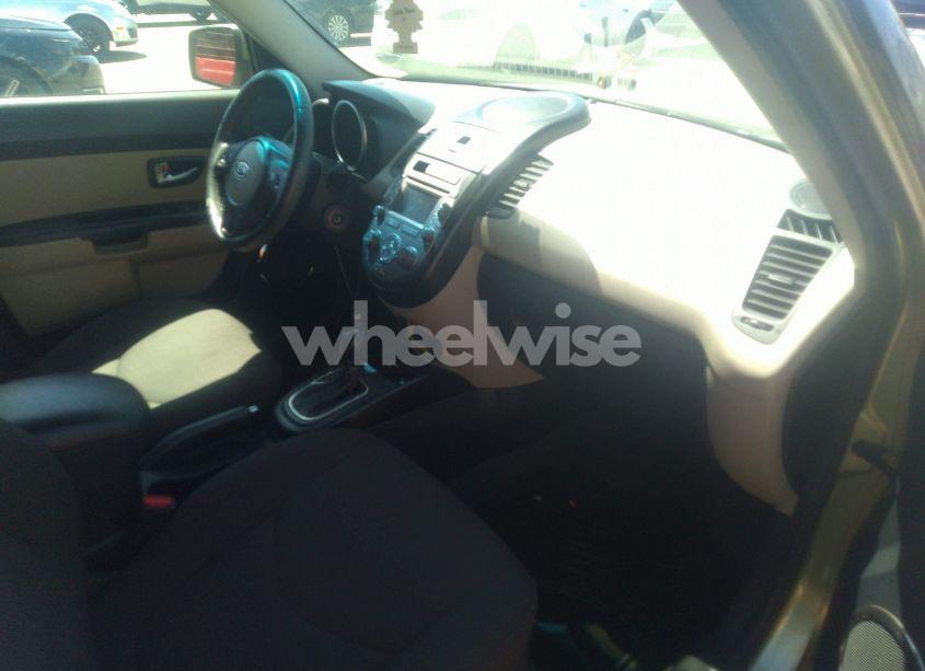 Photo 5 of 2012 Kia Soul ! (VIN KNDJT2A67C7371369)
