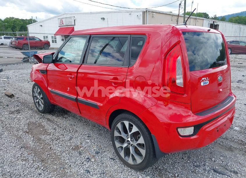 Photo 3 of 2013 Kia Soul ! (VIN KNDJT2A67D7512975)
