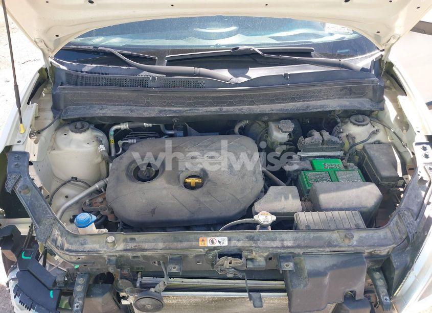 Photo 10 of 2013 Kia Soul + (VIN KNDJT2A67D7574389)