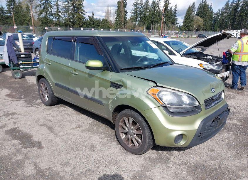 2013 Kia Soul + (VIN KNDJT2A67D7578295) main photo