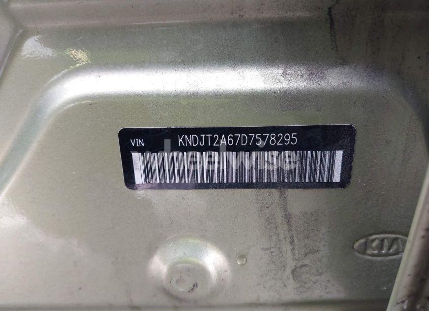 Photo 9 of 2013 Kia Soul + (VIN KNDJT2A67D7578295)