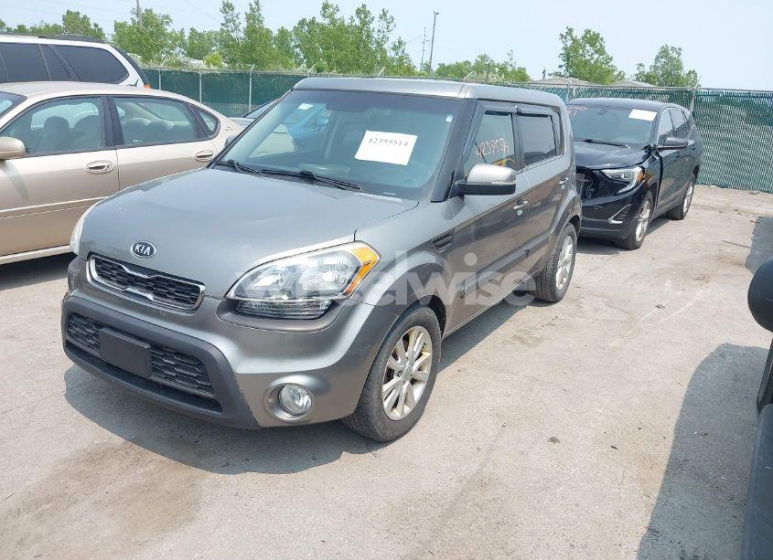 Photo 2 of 2012 Kia Soul + (VIN KNDJT2A68C7368822)