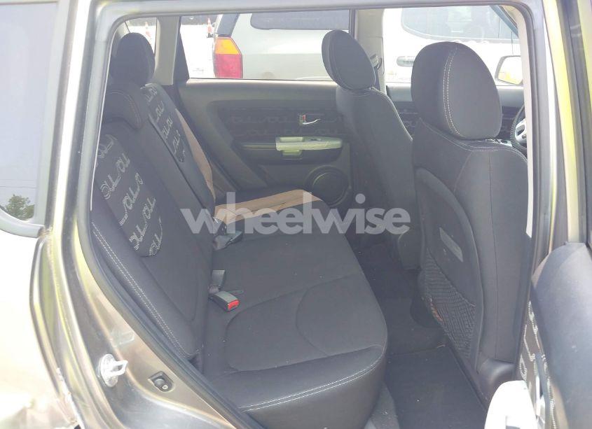 Photo 8 of 2012 Kia Soul + (VIN KNDJT2A68C7368822)