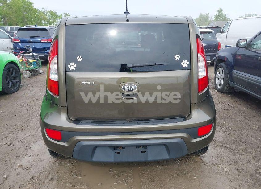 Photo 17 of 2013 Kia Soul + (VIN KNDJT2A68D7497578)