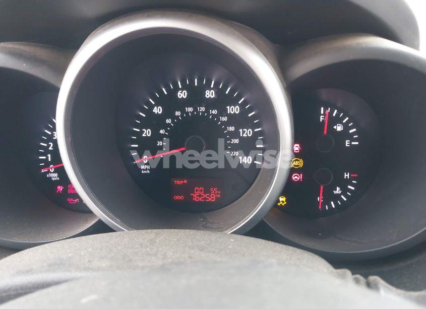 Photo 7 of 2013 Kia Soul + (VIN KNDJT2A68D7527873)