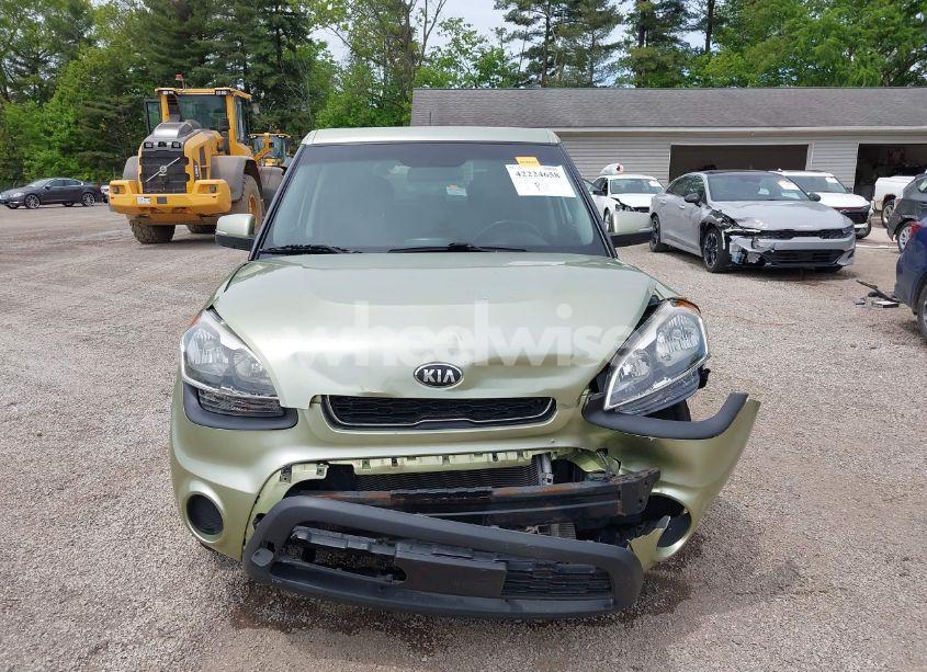 Photo 12 of 2013 Kia Soul + (VIN KNDJT2A68D7550568)