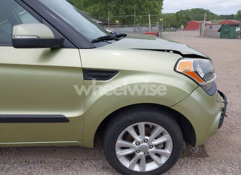 Photo 18 of 2013 Kia Soul + (VIN KNDJT2A68D7550568)