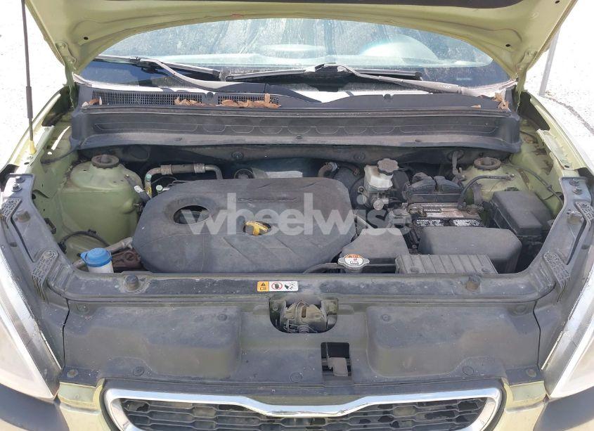Photo 10 of 2012 Kia Soul + (VIN KNDJT2A69C7360955)