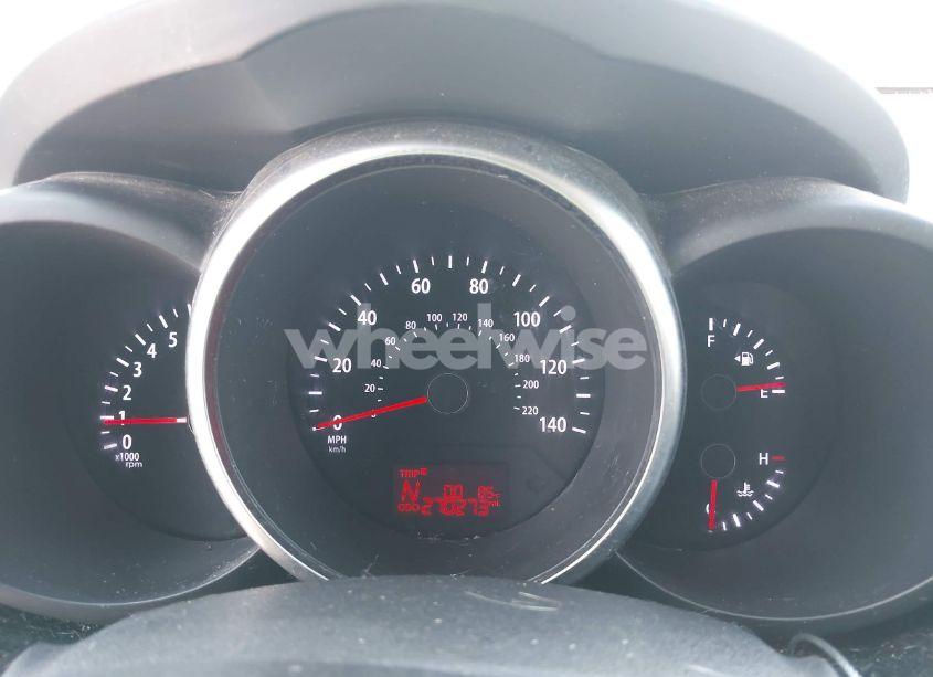 Photo 7 of 2012 Kia Soul + (VIN KNDJT2A69C7360955)