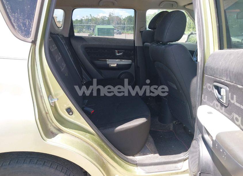 Photo 8 of 2012 Kia Soul + (VIN KNDJT2A69C7360955)