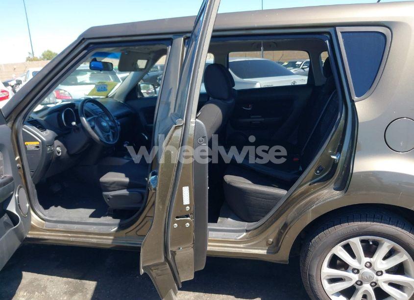 Photo 8 of 2012 Kia Soul + (VIN KNDJT2A69C7432219)