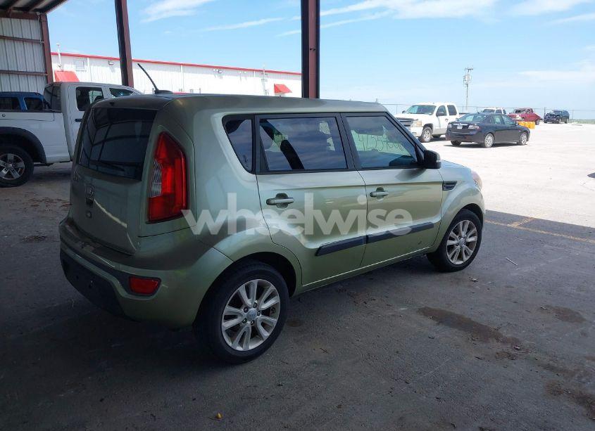 Photo 4 of 2012 Kia Soul + (VIN KNDJT2A69C7440109)