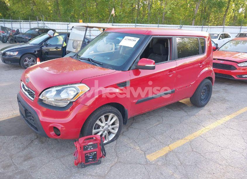 Photo 2 of 2012 Kia Soul + (VIN KNDJT2A69C7458299)