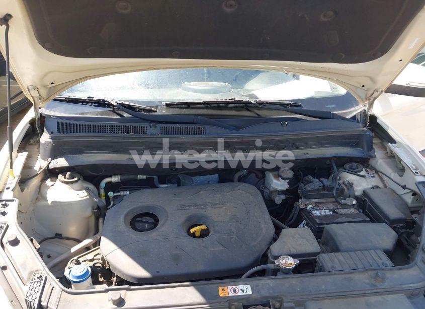 Photo 10 of 2013 Kia Soul + (VIN KNDJT2A69D7504893)