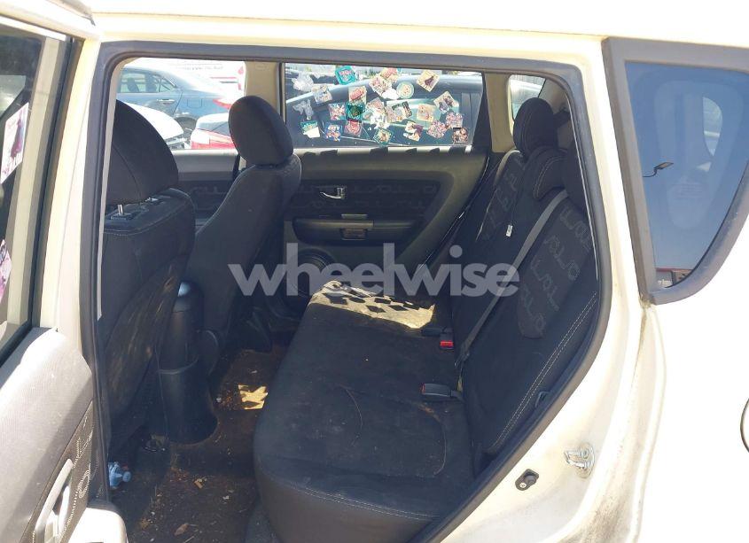 Photo 8 of 2013 Kia Soul + (VIN KNDJT2A69D7504893)