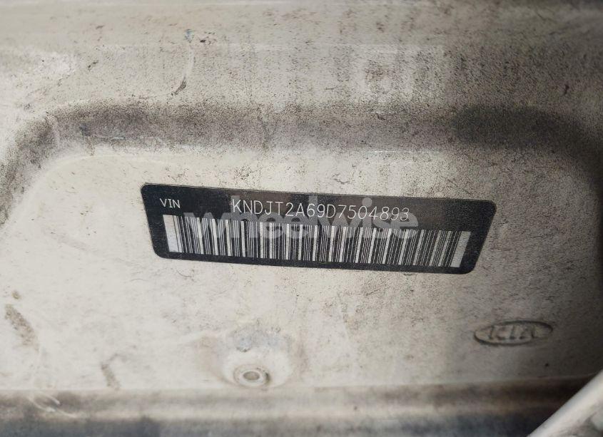 Photo 9 of 2013 Kia Soul + (VIN KNDJT2A69D7504893)