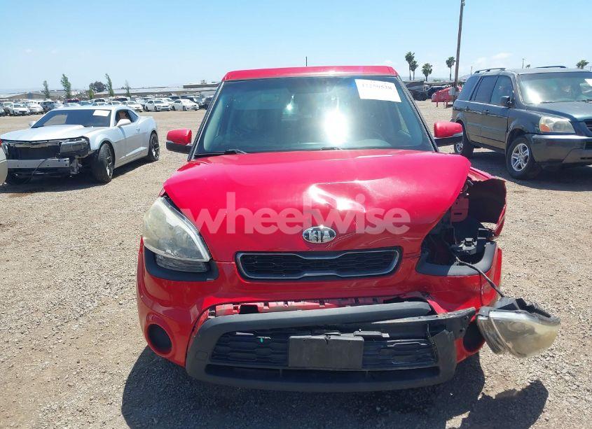 Photo 12 of 2013 Kia Soul + (VIN KNDJT2A69D7531124)