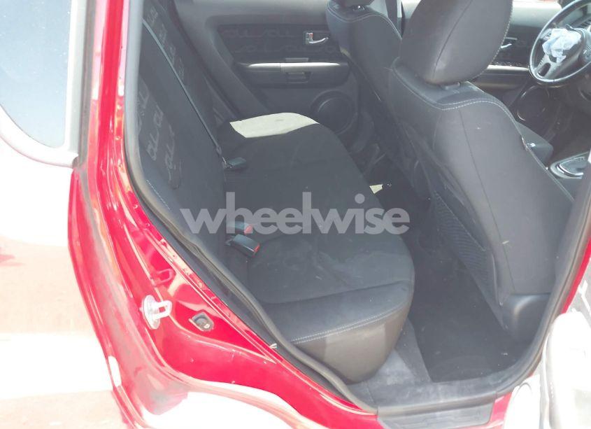 Photo 8 of 2013 Kia Soul + (VIN KNDJT2A69D7531124)