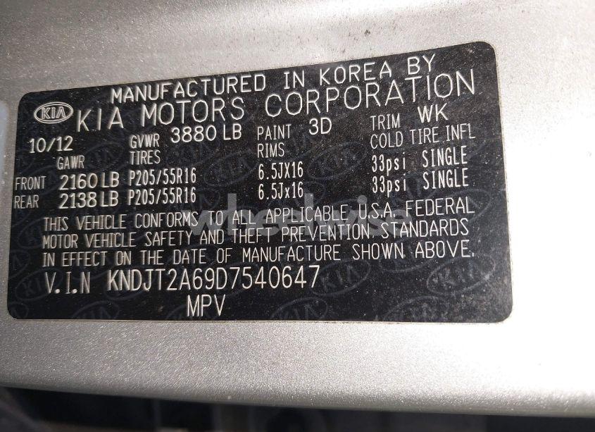 Photo 9 of 2013 Kia Soul + (VIN KNDJT2A69D7540647)