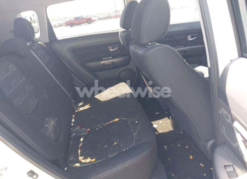 Photo 8 of 2013 Kia Soul + (VIN KNDJT2A69D7547954)