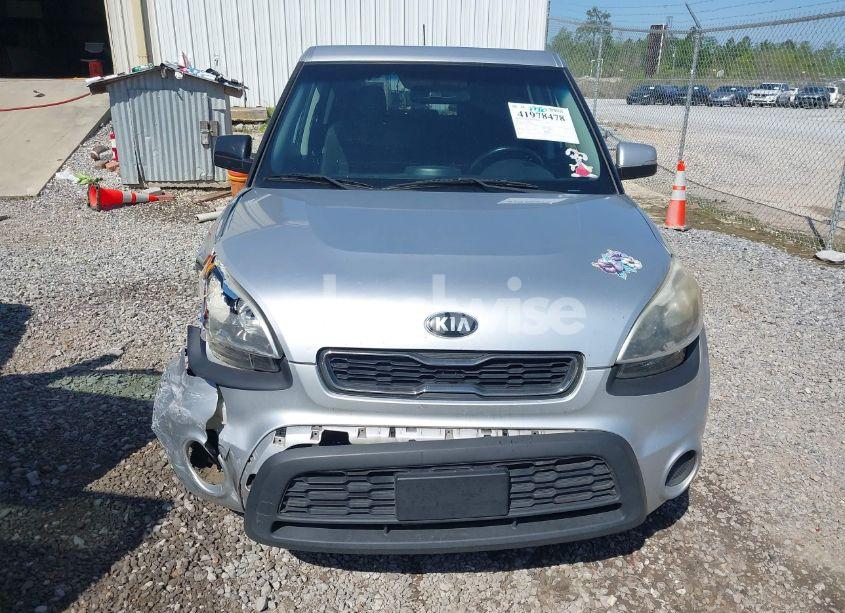 Photo 12 of 2013 Kia Soul + (VIN KNDJT2A69D7558159)