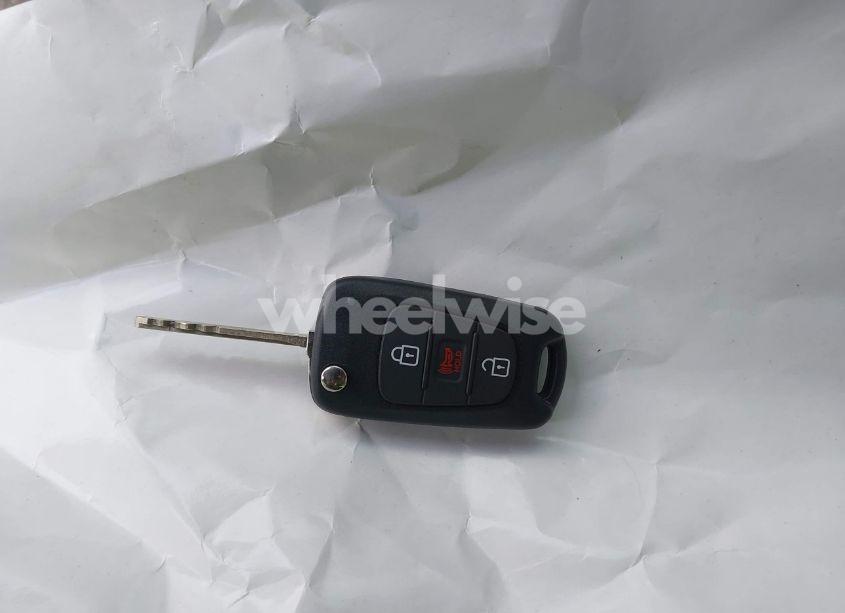 Photo 11 of 2013 Kia Soul + (VIN KNDJT2A69D7577925)